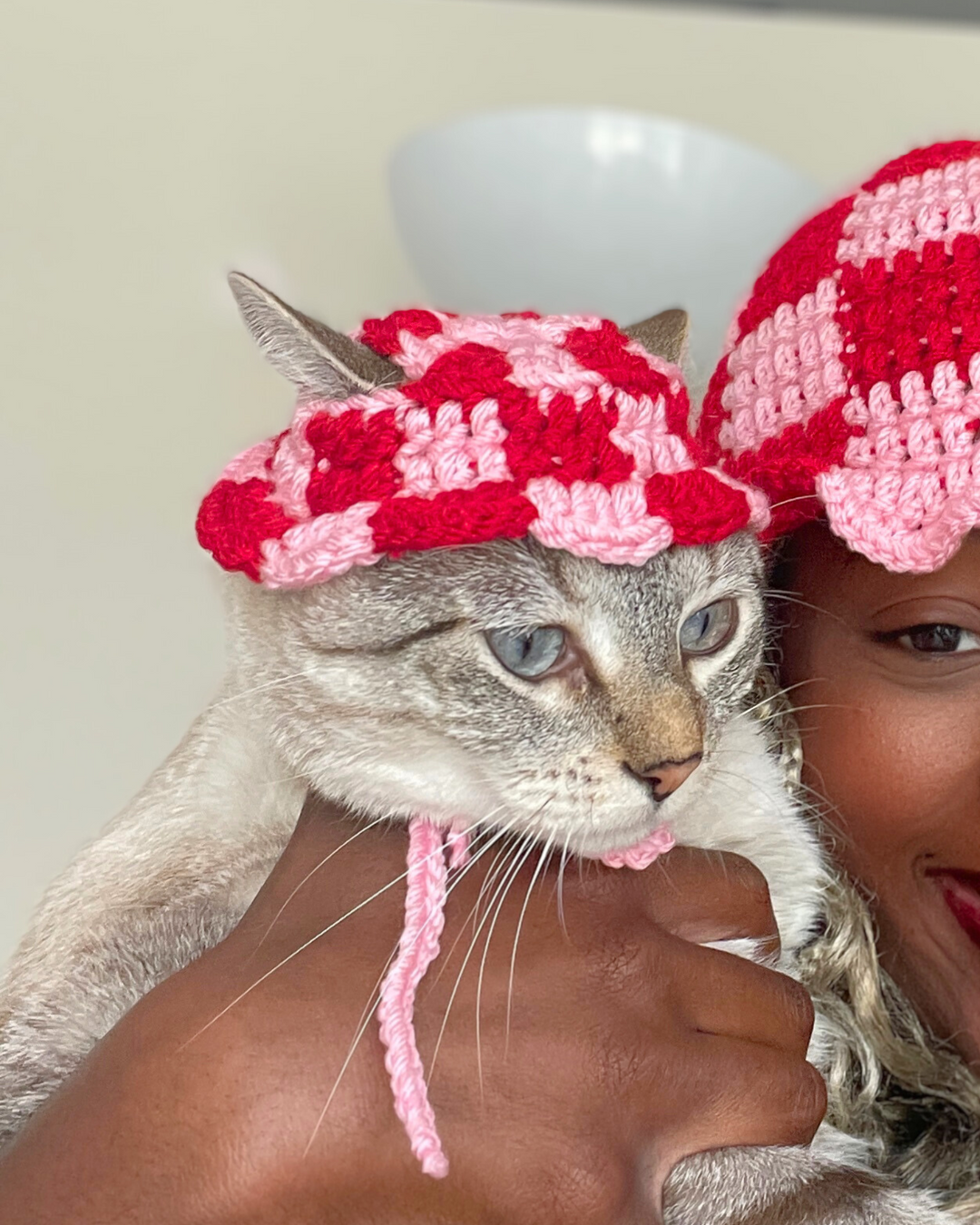 cat crochet checkered bucket hat (baby pink + cherry red)